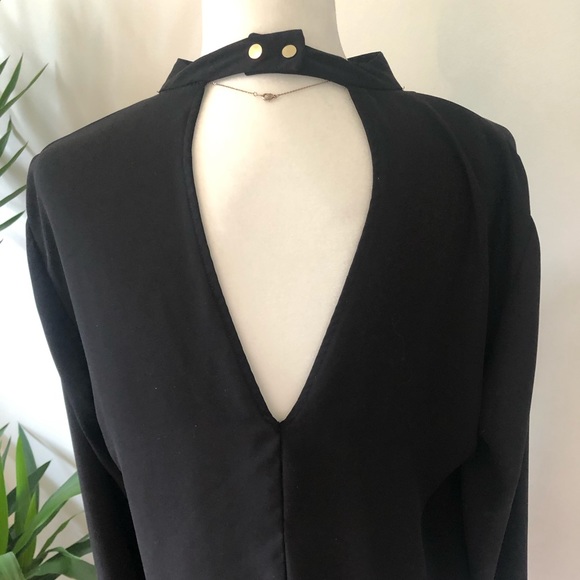 DYNAMITE BLACK COLLARED BLOUSE - Picture 3 of 5